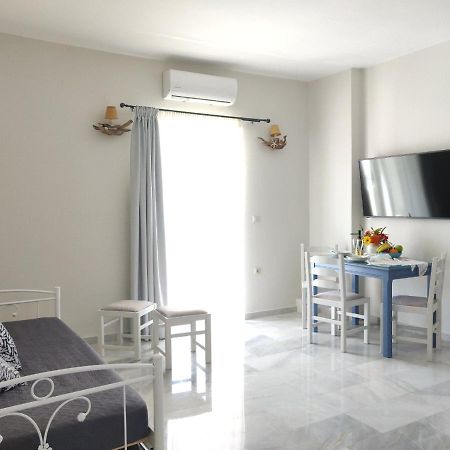 Emorfia'S Apartments Платанес Екстериор снимка