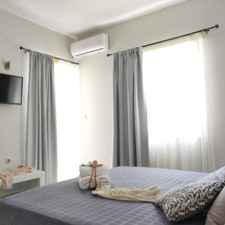 Emorfia'S Apartments Платанес Екстериор снимка