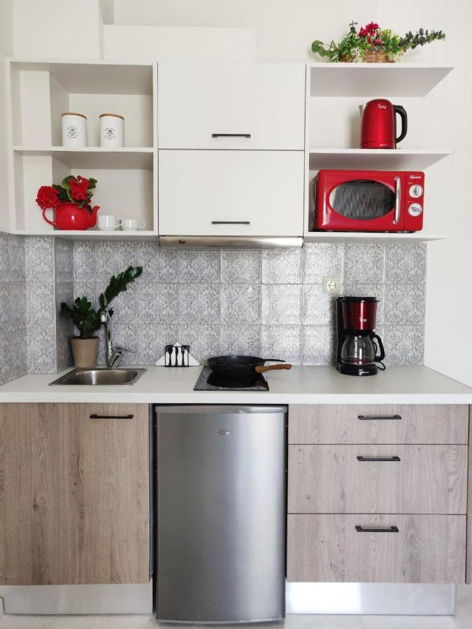 Emorfia'S Apartments Платанес Екстериор снимка