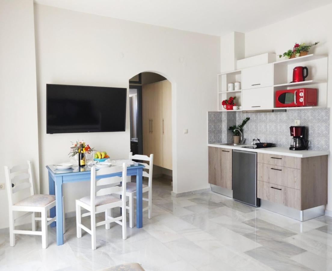 Emorfia'S Apartments Платанес Екстериор снимка